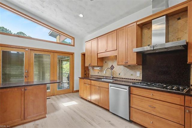 3517 Byrn Brae DR, Virginia Beach, VA 23464