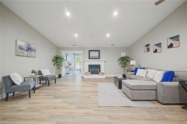 1812 Bernstein DR, Virginia Beach, VA 23454