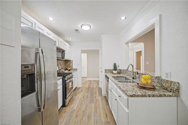 1812 Bernstein DR, Virginia Beach, VA 23454
