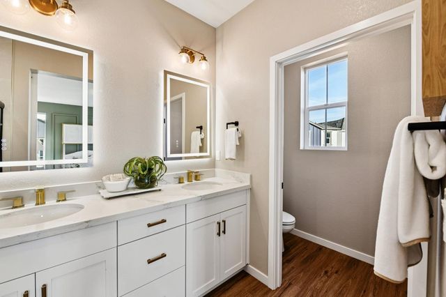 6417 Ventris Walk, Sacramento, CA 95823