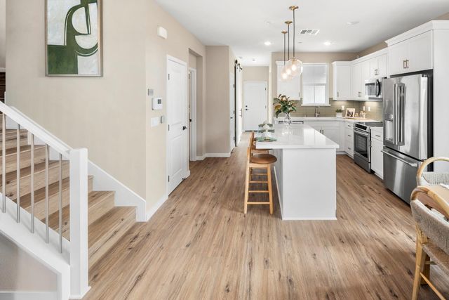 6417 Ventris Walk, Sacramento, CA 95823