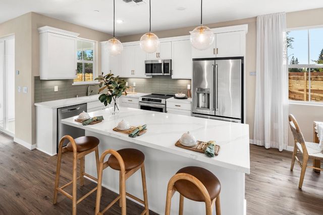 6417 Ventris Walk, Sacramento, CA 95823