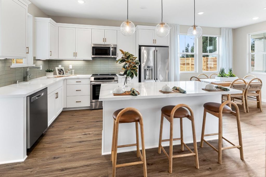 6417 Ventris Walk, Sacramento, CA 95823