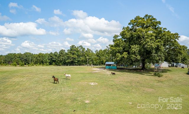 6932 Beecher Horton Road, Heath Springs, SC 29058