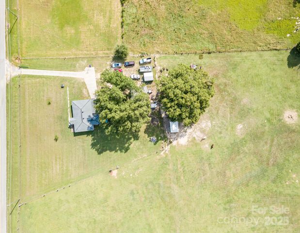 6932 Beecher Horton Road, Heath Springs, SC 29058