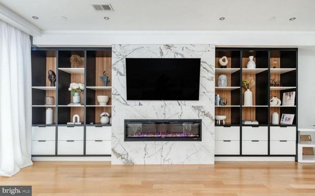 227 E ALLEN ST, Philadelphia, PA 19125