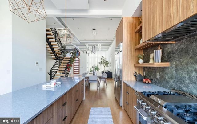 227 E ALLEN ST, Philadelphia, PA 19125