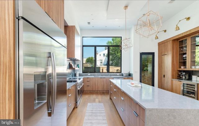 227 E ALLEN ST, Philadelphia, PA 19125