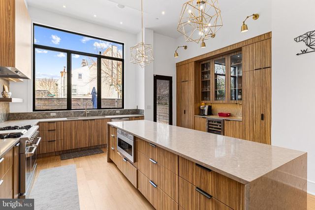 227 E ALLEN ST, Philadelphia, PA 19125