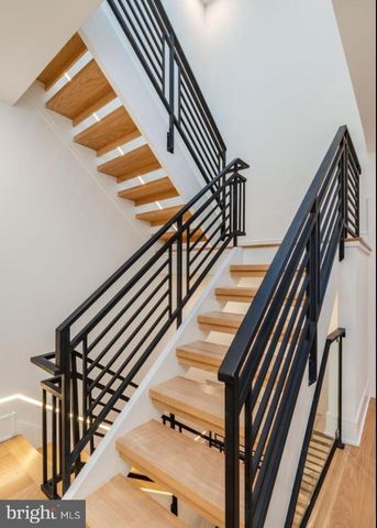 227 E ALLEN ST, Philadelphia, PA 19125