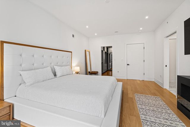 227 E ALLEN ST, Philadelphia, PA 19125