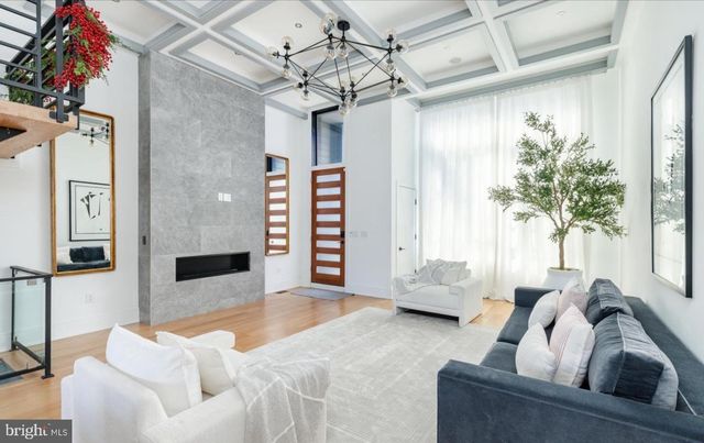 227 E ALLEN ST, Philadelphia, PA 19125