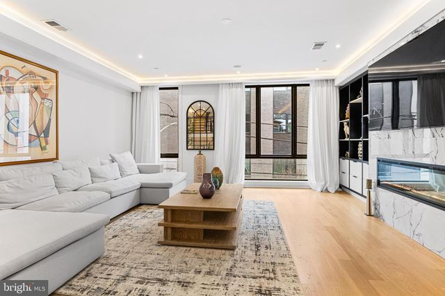 227 E ALLEN ST, Philadelphia, PA 19125