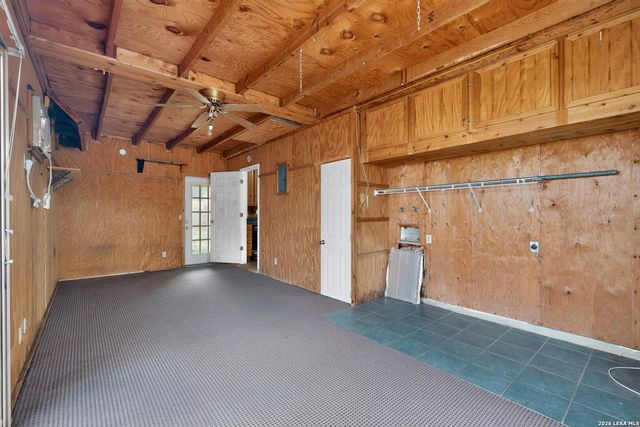 5215 Village Row, San Antonio, TX 78218