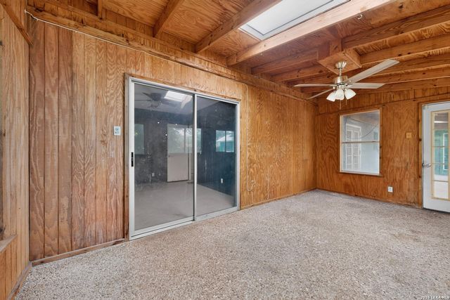 5215 Village Row, San Antonio, TX 78218