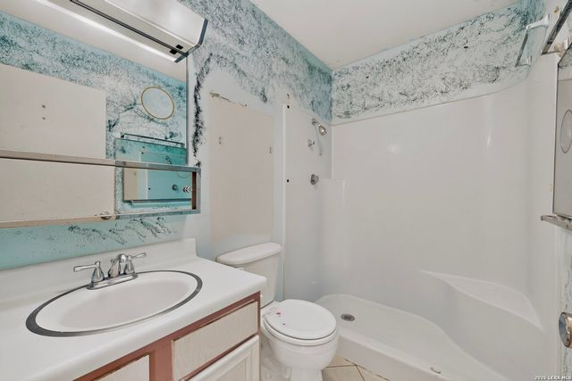 5215 Village Row, San Antonio, TX 78218