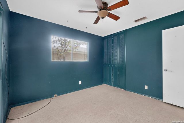 5215 Village Row, San Antonio, TX 78218