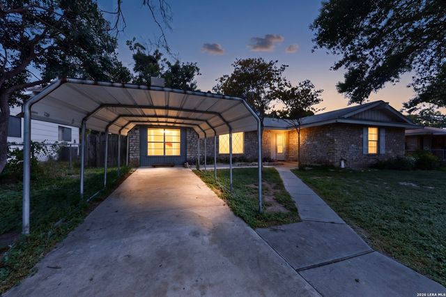 5215 Village Row, San Antonio, TX 78218