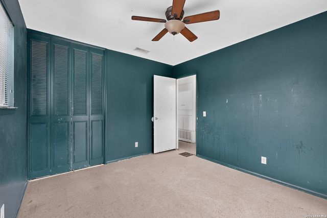 5215 Village Row, San Antonio, TX 78218