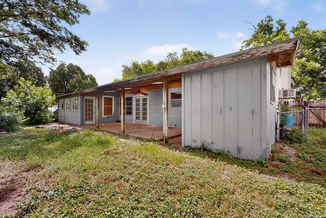 5215 Village Row, San Antonio, TX 78218