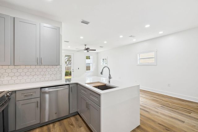 48 Pine Tree Way, Santa Rosa Beach, FL 32459