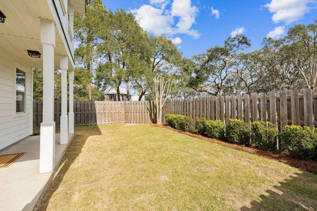 48 Pine Tree Way, Santa Rosa Beach, FL 32459