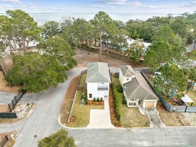 48 Pine Tree Way, Santa Rosa Beach, FL 32459