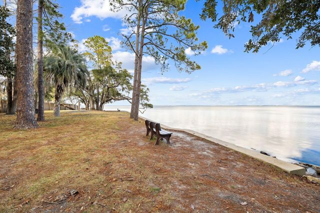 48 Pine Tree Way, Santa Rosa Beach, FL 32459