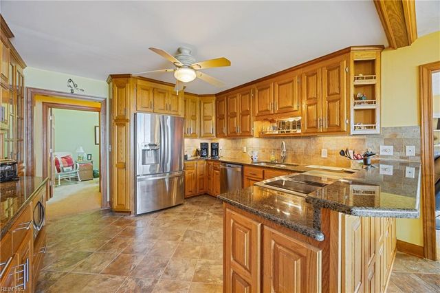 953 Old Ferry RD, Edenton, NC 27932