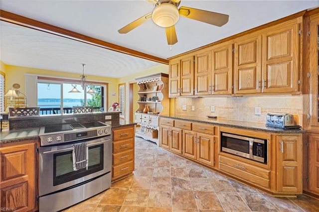 953 Old Ferry RD, Edenton, NC 27932