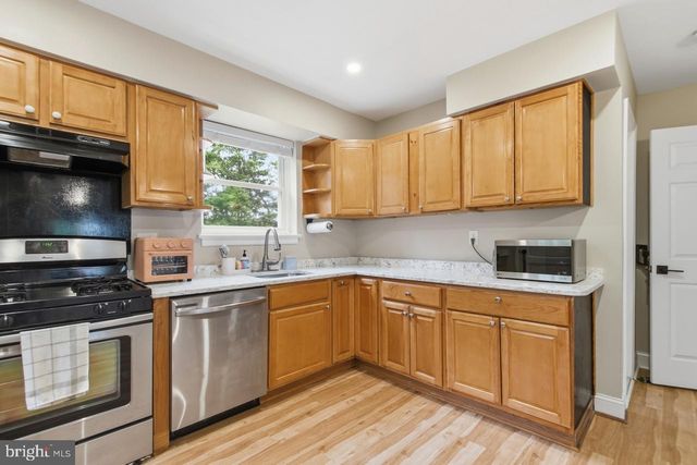 3916 VERMONT AVE, Alexandria, VA 22304