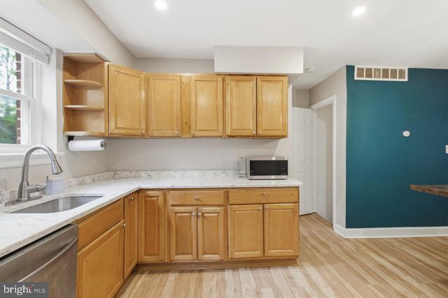 3916 VERMONT AVE, Alexandria, VA 22304