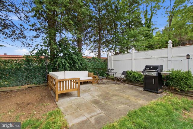 3916 VERMONT AVE, Alexandria, VA 22304