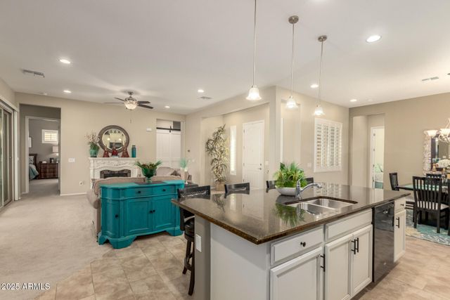 41626 W HARVEST MOON Drive, Maricopa, AZ 85138