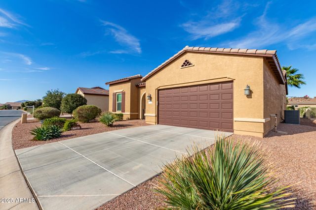 41626 W HARVEST MOON Drive, Maricopa, AZ 85138