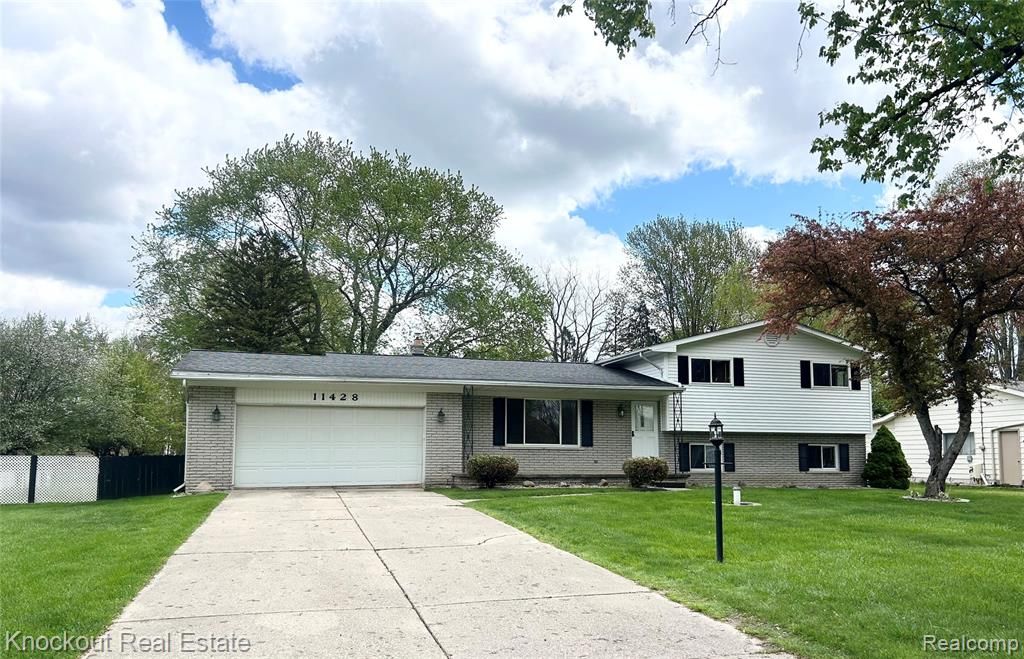 11428 Runnells Drive, Clio, MI 48420