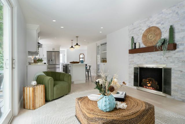 7 Blue Fin, Mashpee, MA 02649