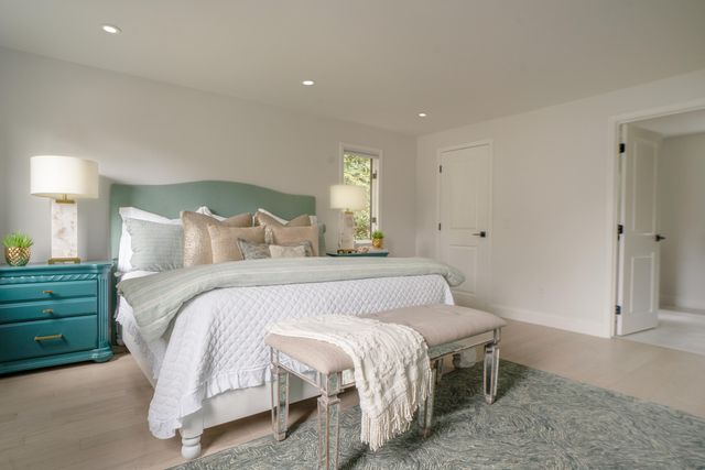 7 Blue Fin, Mashpee, MA 02649