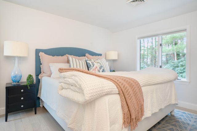 7 Blue Fin, Mashpee, MA 02649