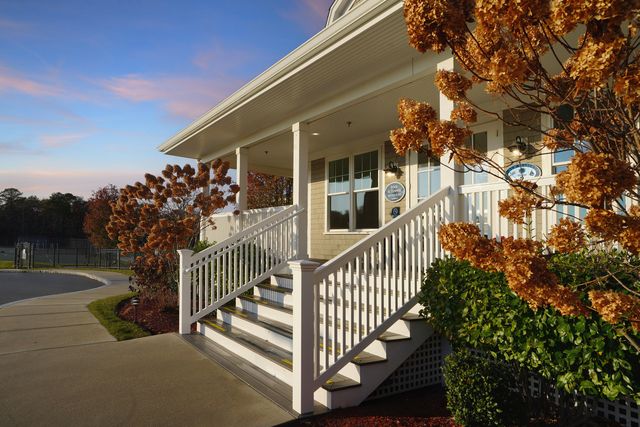 7 Blue Fin, Mashpee, MA 02649