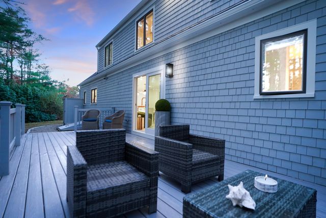 7 Blue Fin, Mashpee, MA 02649