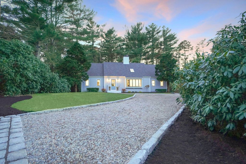 7 Blue Fin, Mashpee, MA 02649