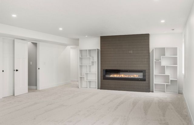 604 Meadow Road, Adel, IA 50003