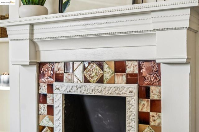 1054 54th St., Oakland, CA 94608