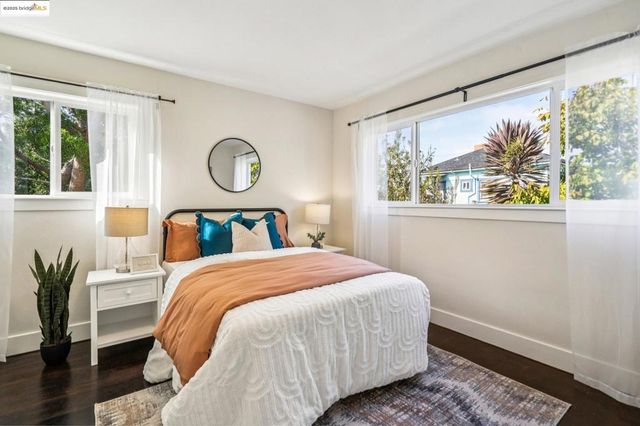 1054 54th St., Oakland, CA 94608