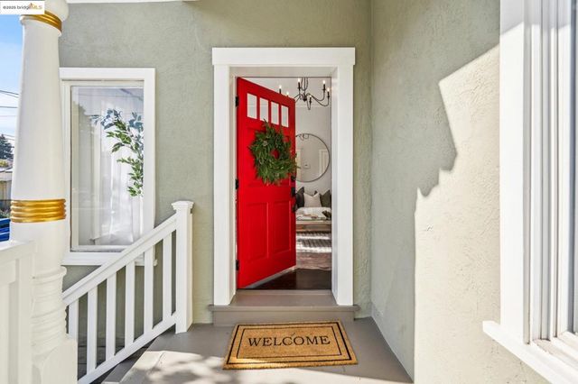 1054 54th St., Oakland, CA 94608