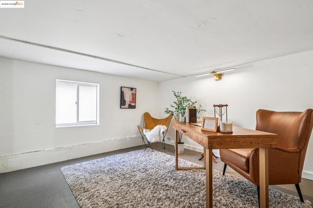 1054 54th St., Oakland, CA 94608