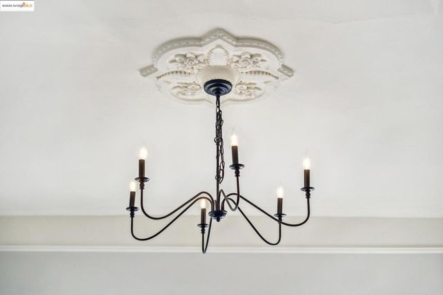 1054 54th St., Oakland, CA 94608