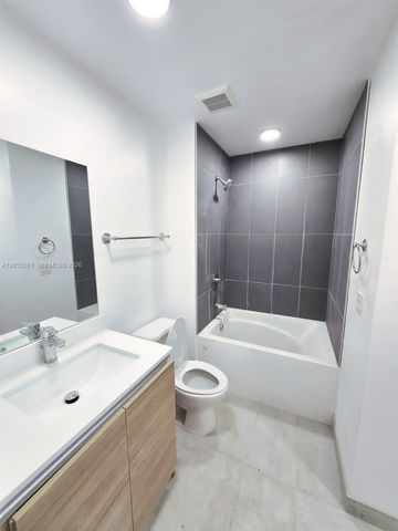 8106 NE 1st Avenue 10, Miami, FL 33138