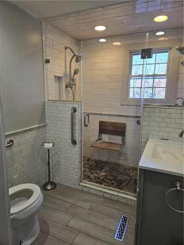 416 Gardiner Road, Richmond, RI 02892